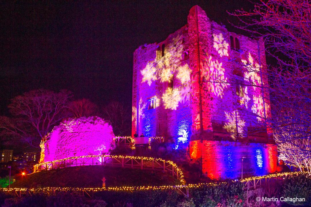 9L7FGI_GUILDFORD_Guildford-Castle