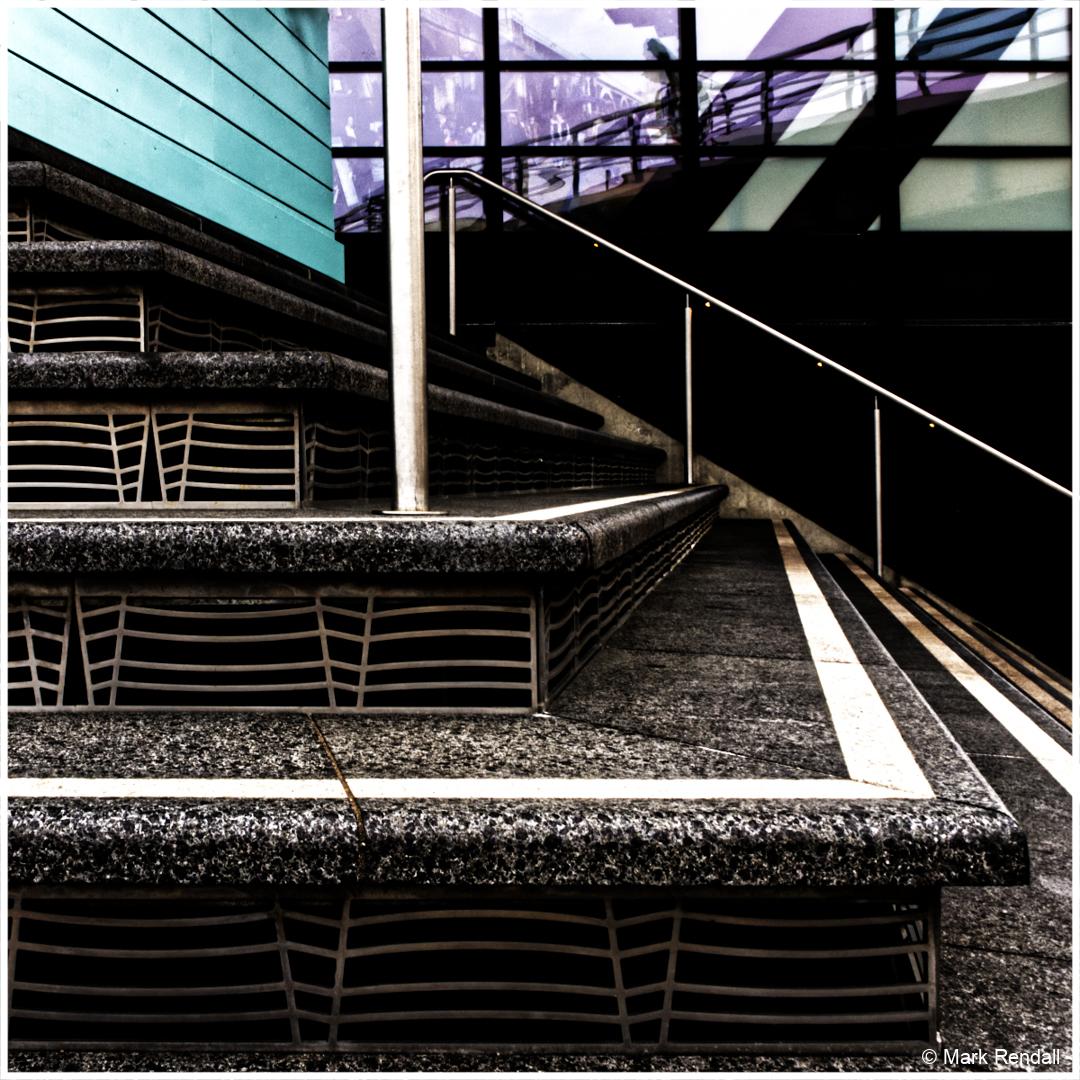 8AEZZY_wideanglelondon_EOS-R7R7_18004