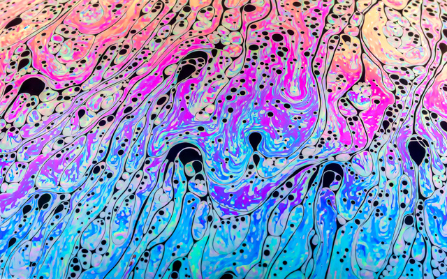 D7509_Soap_Bubble_Abstract
