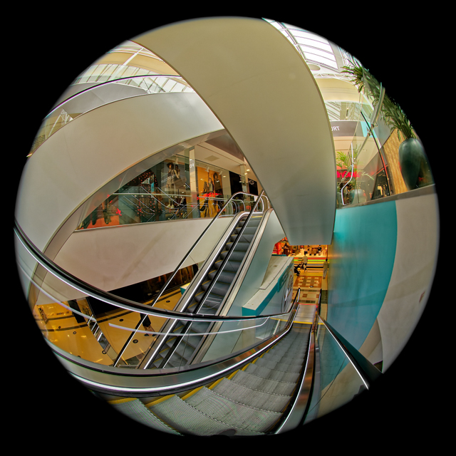 D8408_Escalators_07