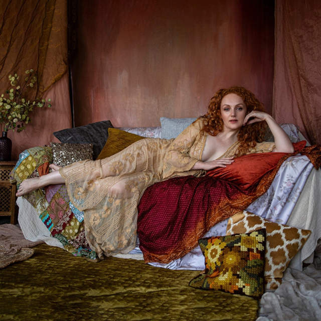 P7746_In_my_lady_s_Boudoir In my lady's Boudoir